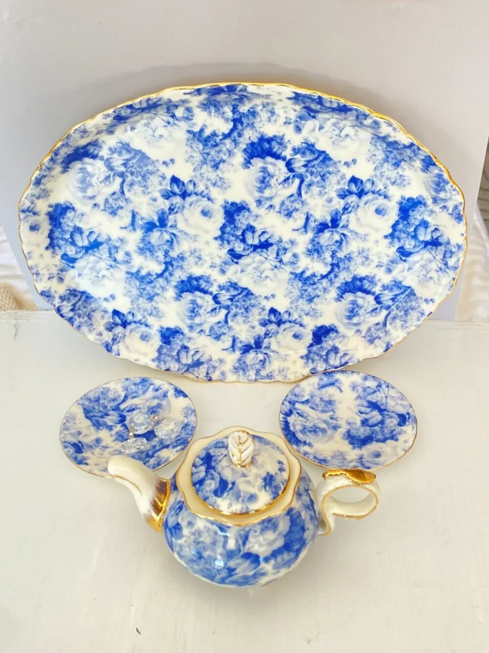 Blue Cottage Rose Chintz Porcelain Tea Set Trinket Trays 25k gold trim